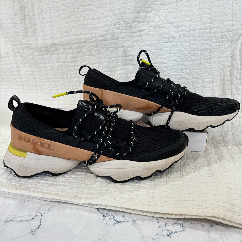 Sorel Kinetic Sneakers